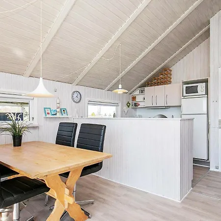 6 Person In Hébergement de vacances *